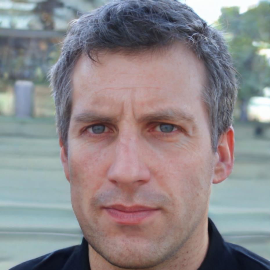 Prof Elliott Chamberlain, Fixed Income Research Specialist